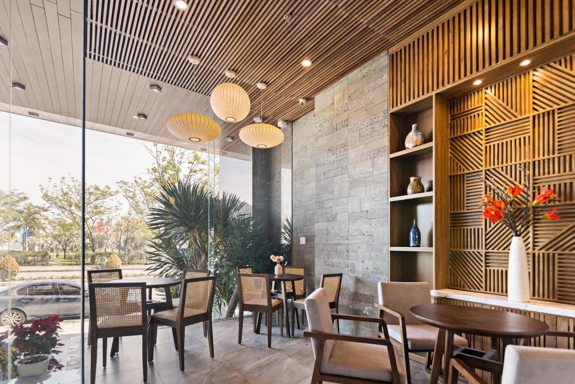 Hoang Thinh Hotel & Apartment Danang Extérieur photo
