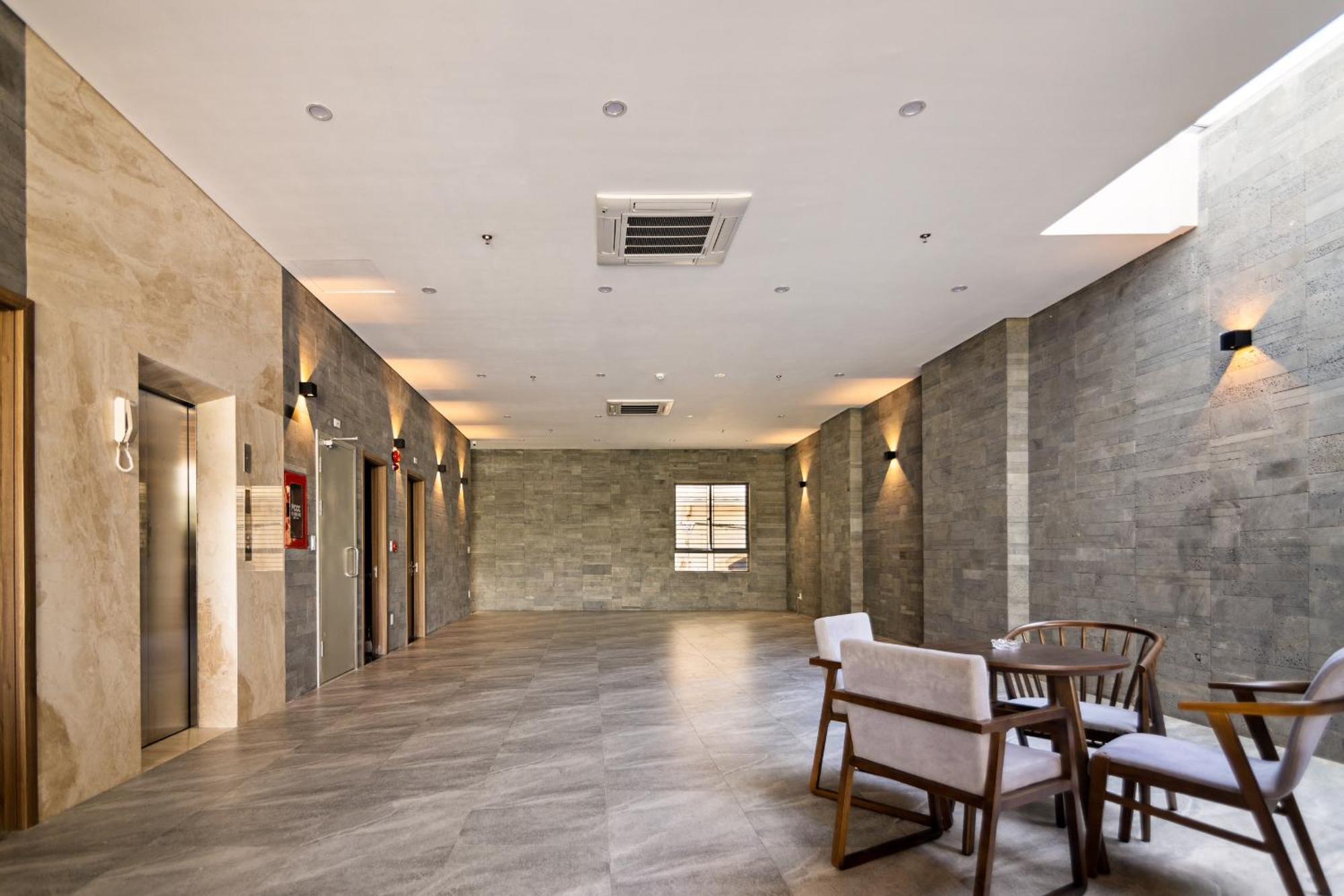 Hoang Thinh Hotel & Apartment Danang Extérieur photo